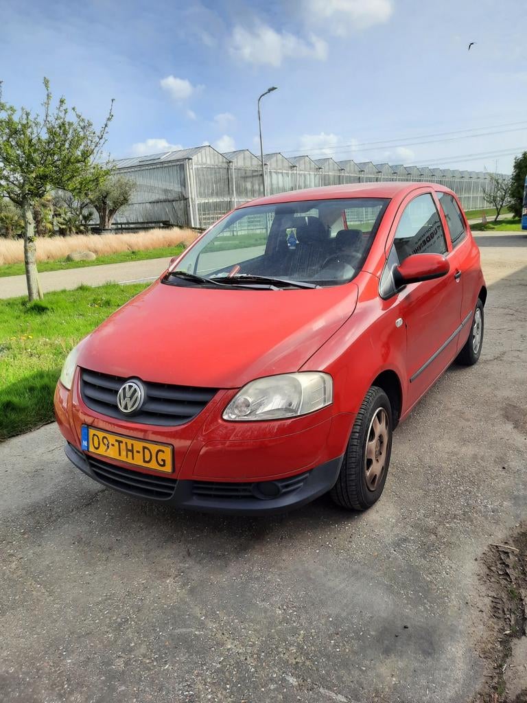 Volkswagen Fox 1.2 40KW 2006 Rood, Auto's, Volkswagen, Voorwielaandrijving, 4 stoelen, 1198 cc, 973 kg