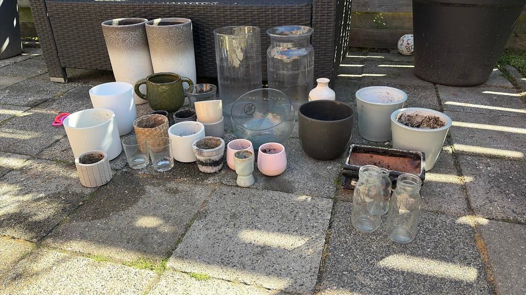 Binnen en buiten potten, Tuin en Terras, Bloempotten, Ophalen, Rond, Binnen, Zo goed als nieuw
