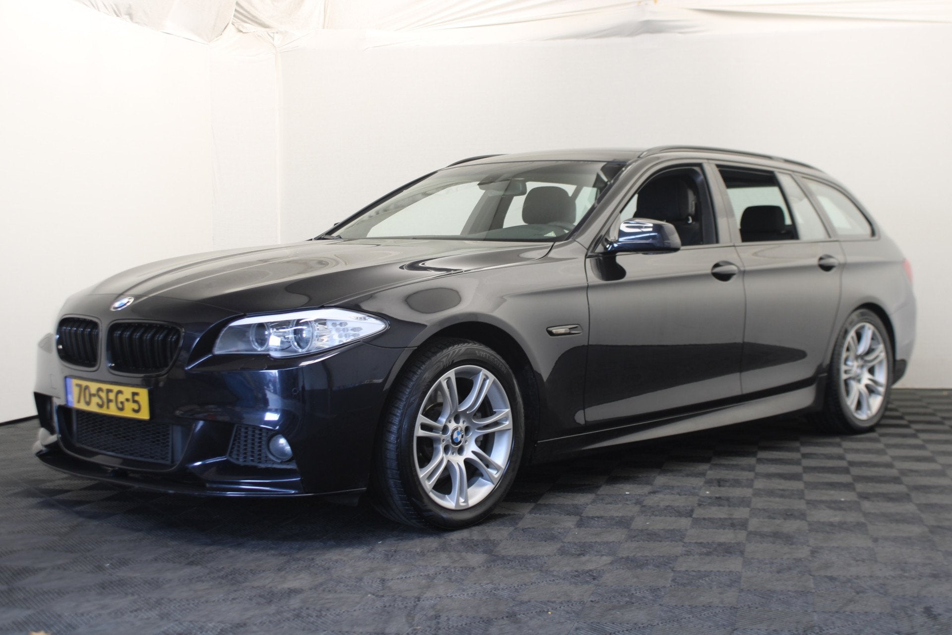 BMW 5 Serie Touring 523i Executive |M Sport| (bj 2011), Euro 5, Achterwielaandrijving, Gebruikt, Zwart