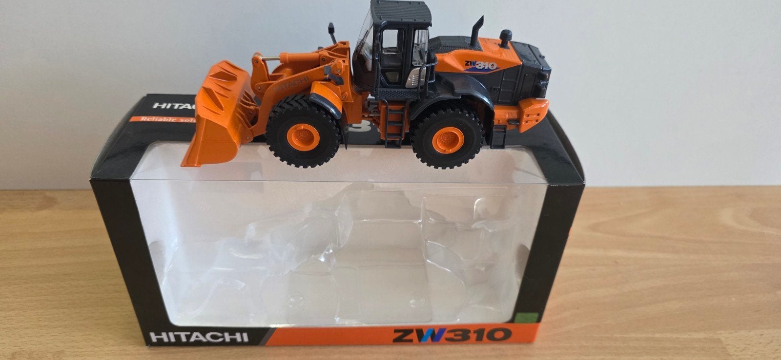 hitachi ZW310-6, Ophalen of Verzenden, Zo goed als nieuw, Hijskraan, Tractor of Landbouw, Overige merken