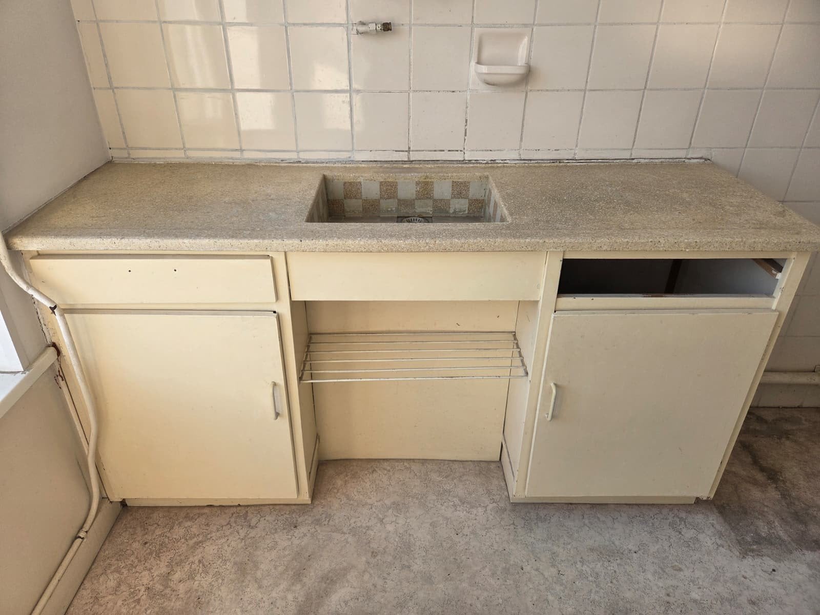 Beige granieten aanrechtblad met kasten (zelf demonteren), Ophalen, Gebruikt, Beige, 150 tot 200 cm
