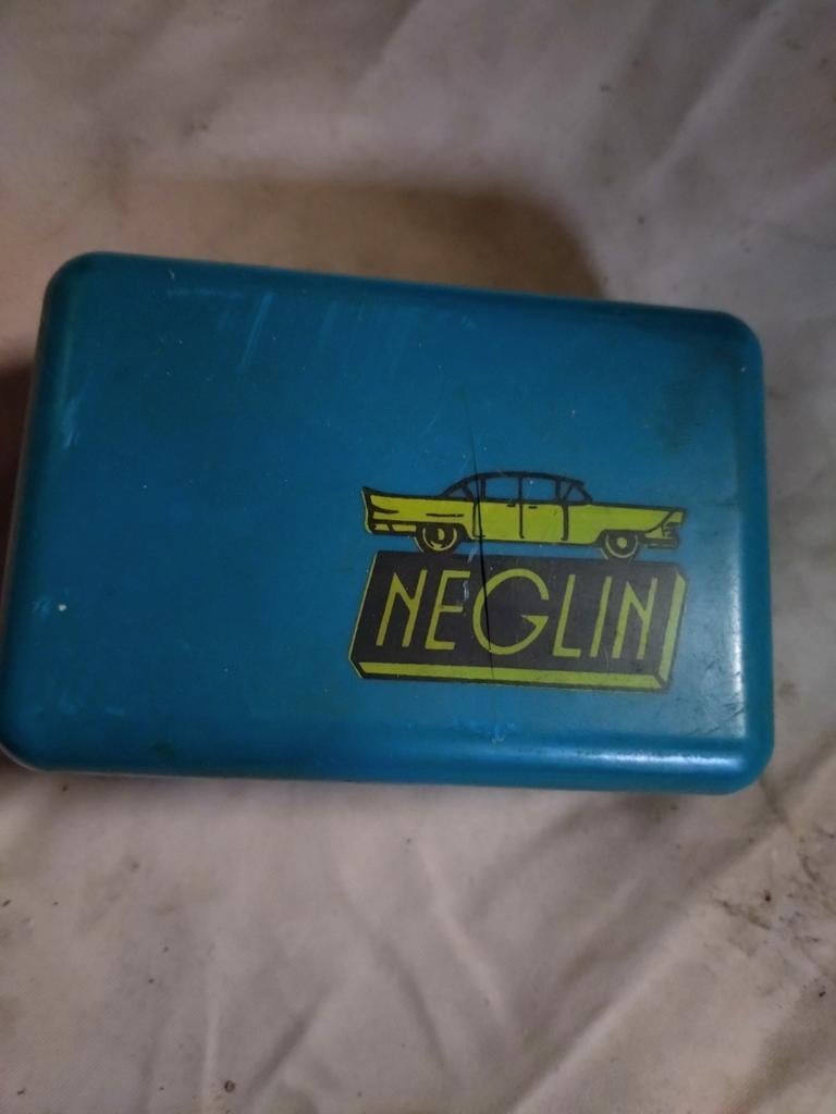 Neglin doosje met reserve lampjes, Ophalen of Verzenden