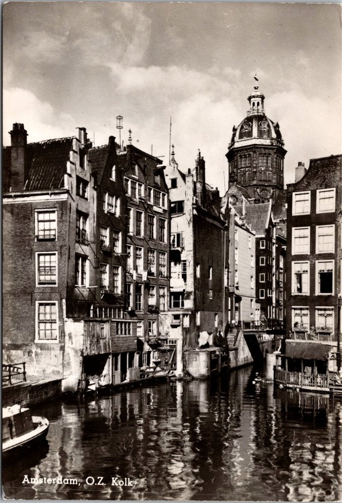 Amsterdam Oudezijds Kolk z/w - 11 oude ansichtkaarten, Ophalen of Verzenden, 1940 tot 1960, Ongelopen, Noord-Holland