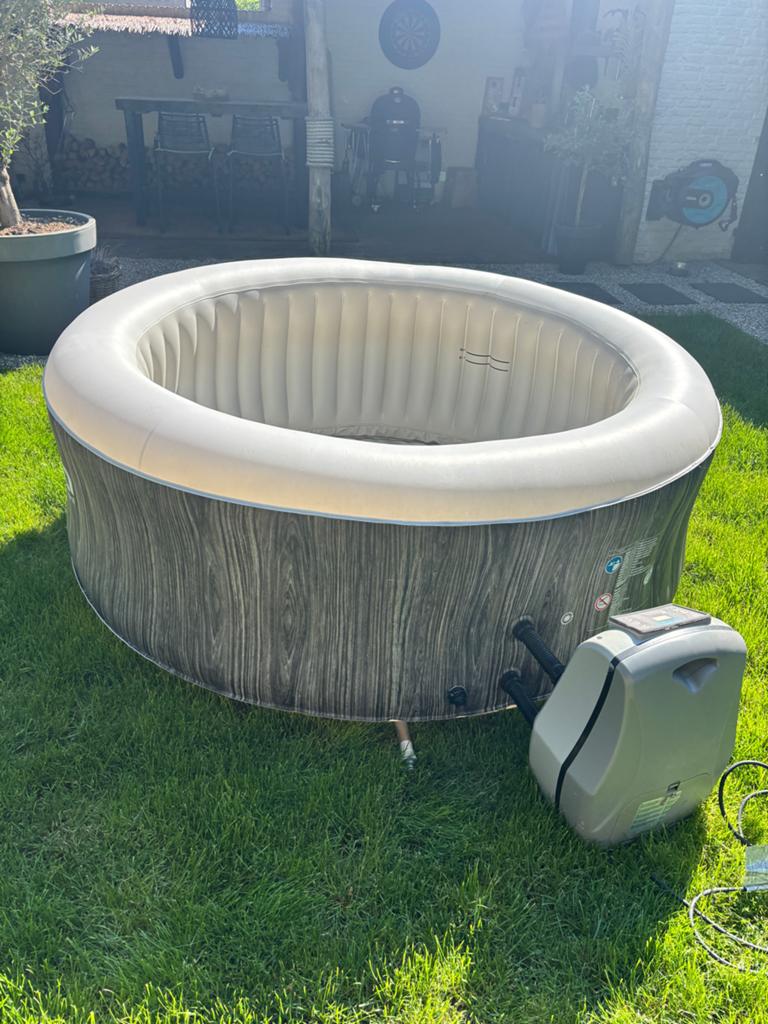 Avenli Opblaasbare Jacuzzi voor 6 Personen, Ophalen, Gebruikt, Minder dan 80 cm, Opblaaszwembad
