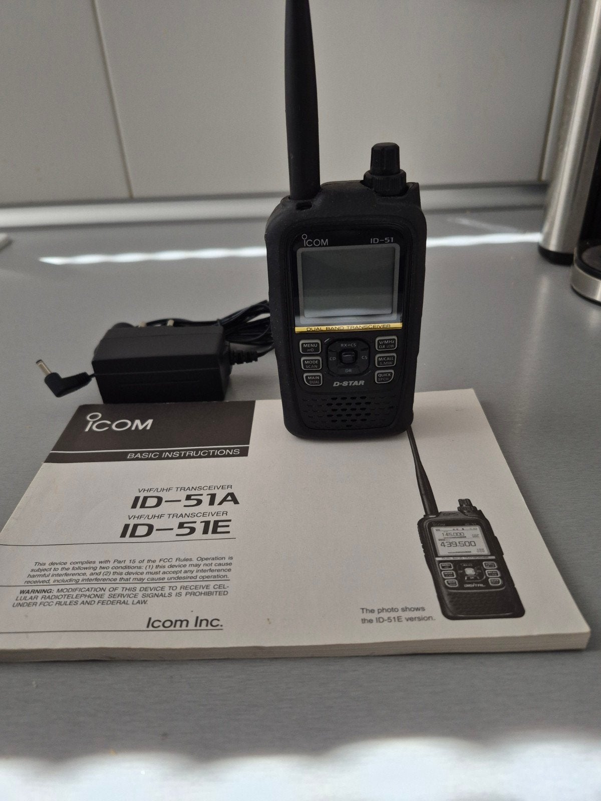 te koop icom id-51e., Telecommunicatie, Ophalen, Nieuw, 15 km of meer, Portofoon of Walkie-talkie