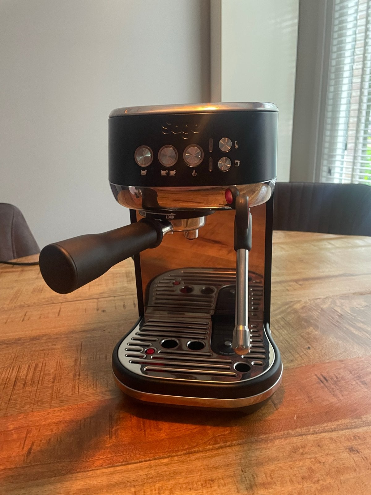 Sage Bambino Plus- Zo goed als nieuw, 1 maand gebruikt, Witgoed en Apparatuur, Koffiezetapparaten, Espresso apparaat, Gemalen koffie
