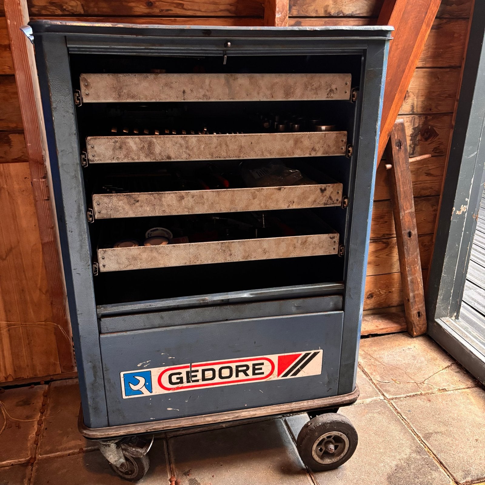 Gedore Gereedschapswagen – 4 Laden en Afsluitbare Zijkanten, Ophalen, Gebruikt, Gereedschapsopslag, Gedore
