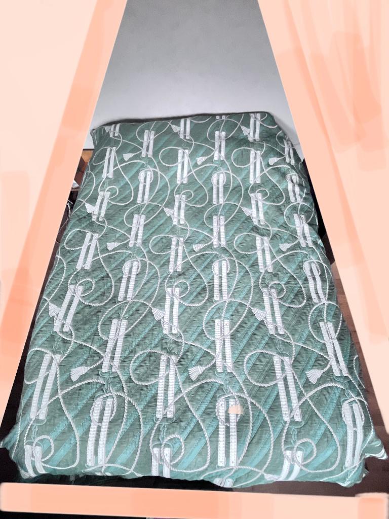 Luxe groot vintage dubbelzijdige quilted sprei 237x186cm, Huis en Inrichting, Slaapkamer | Beddengoed, Gebruikt, Overige typen