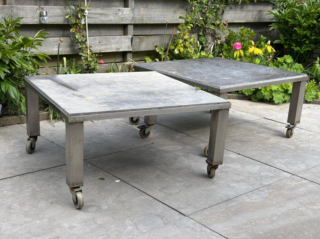 Twee stoere RVS lounge tafels, Ophalen, Gebruikt, Vierkant, Rvs