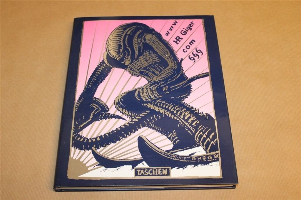 HR Giger — Surrealistische Kunst, Zelf Vormgegeven, Boeken, Ophalen of Verzenden, Zo goed als nieuw