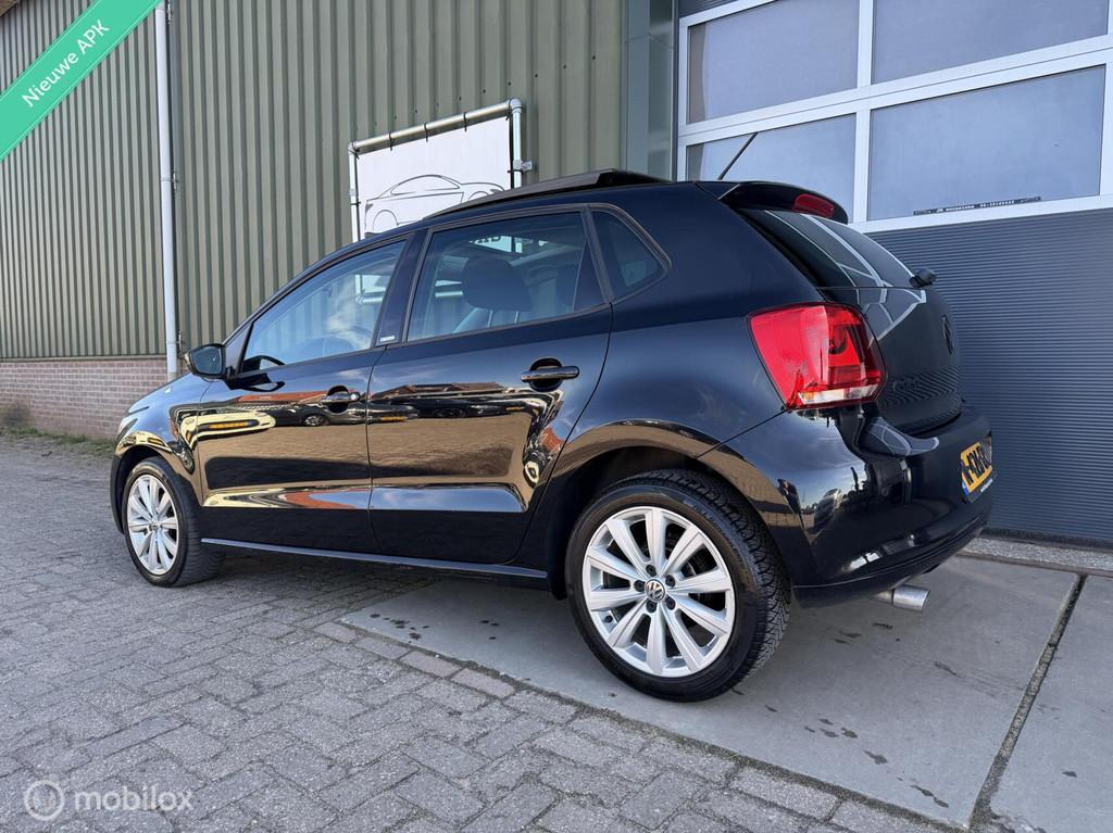Volkswagen Polo 1.4-16V Style|Pano|Clima|Cruise|CarPlay|PDC|, Voorwielaandrijving, 86 pk, Traction-control, 4 cilinders