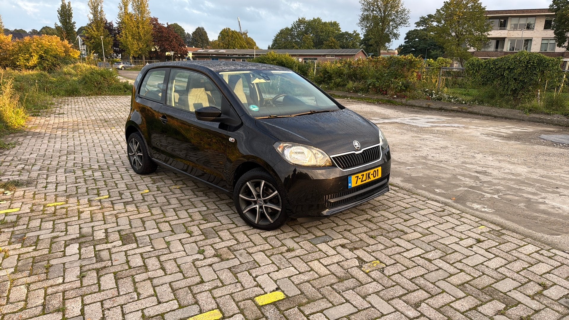 Skoda Citigo 1.0 T 50KW CNG 2015 Zwart, Auto's, Voorwielaandrijving, Stof, 37 €/maand, CNG (Aardgas)