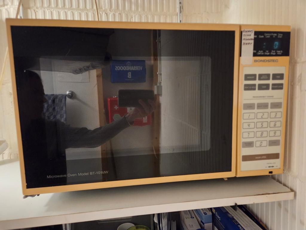 Magnetron Bondstec BT-101MW, Gebruikt, Info@schietecat.nl, Korte Boschstraat 3, Magnetron