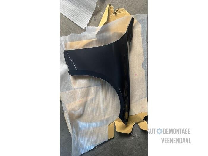 Scherm rechts-voor van een BMW 3-Serie (B39), Auto-onderdelen, -, -, Nieuw, Ophalen of Verzenden