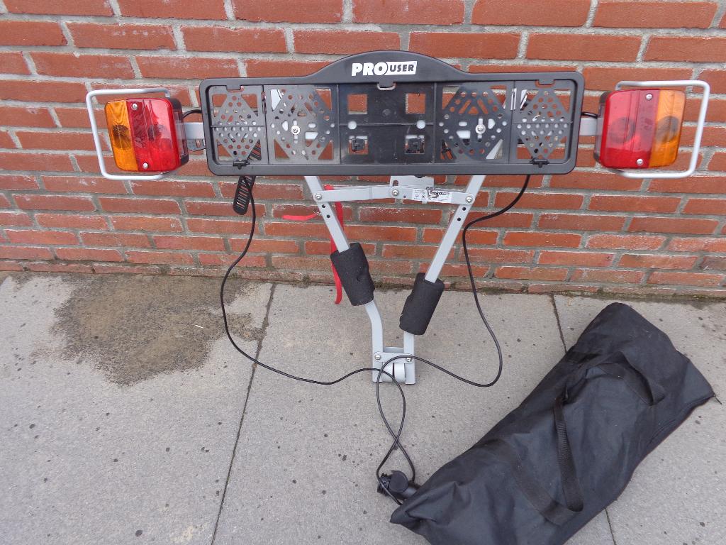 inklapbare fietsendrager Pro User, Auto diversen, Fietsendragers, Ophalen, 2 fietsen, Zo goed als nieuw, Trekhaakdrager