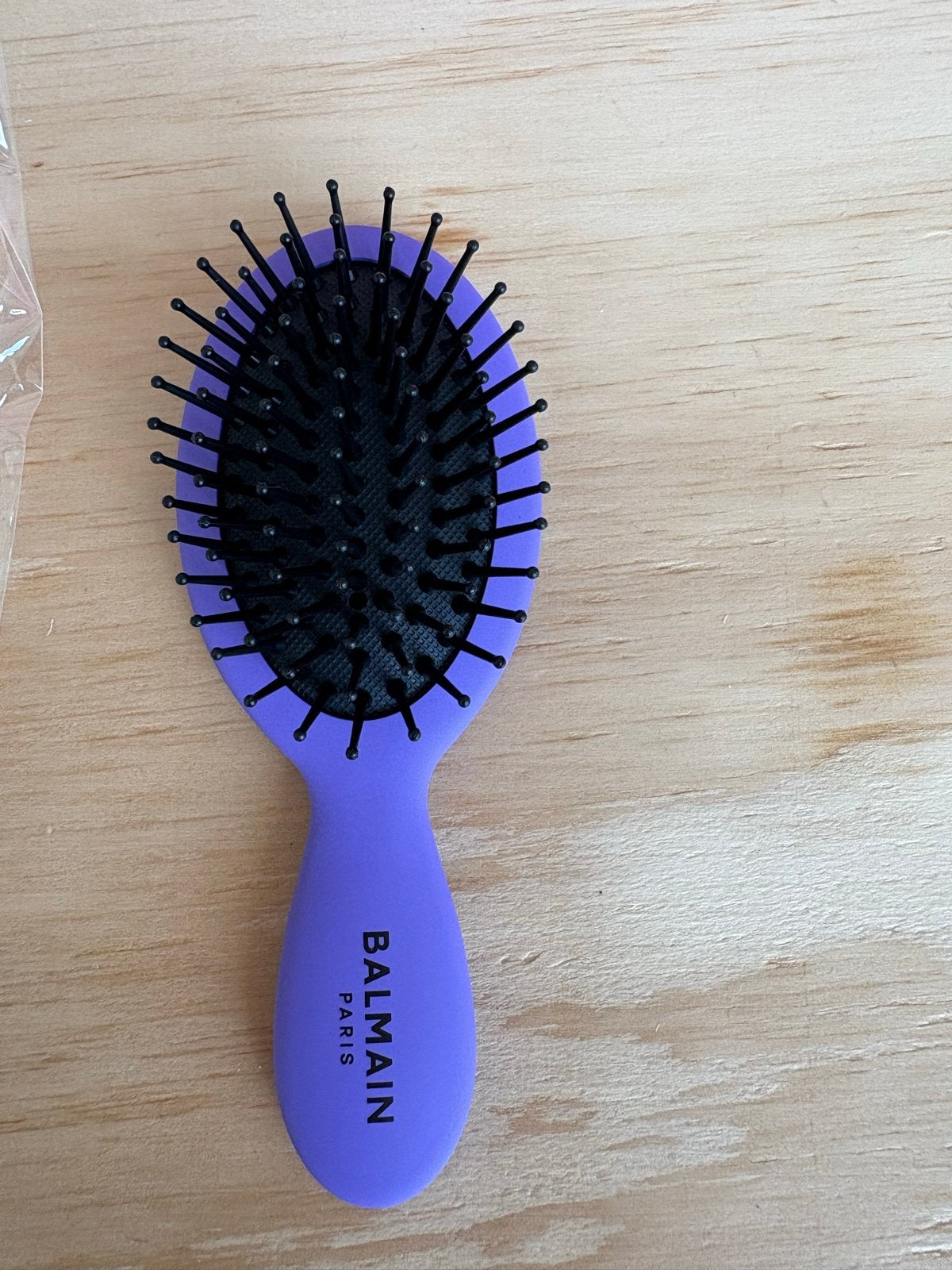 Balmain Paarse Haarstyling Borstel - Nieuw, Sieraden, Tassen en Uiterlijk, Uiterlijk | Haarverzorging, Ophalen of Verzenden, Nieuw