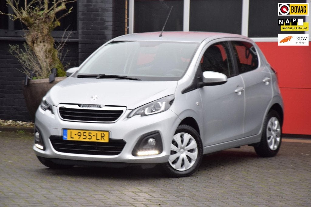 Peugeot 108 1.0 e-VTi Active 2021 Airco 5 Deurs BT telefoon, Auto's, Peugeot, Voorwielaandrijving, Stof, 4 stoelen, Origineel Nederlands