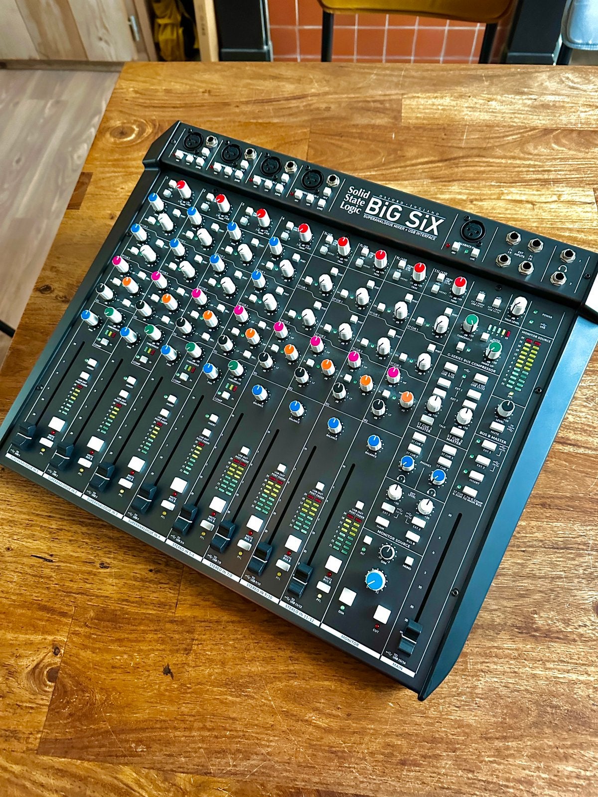 Solid State Logic SSL Big Six - Studio Mengtafel, Muziek en Instrumenten, Mengpanelen, Ophalen of Verzenden, Zo goed als nieuw
