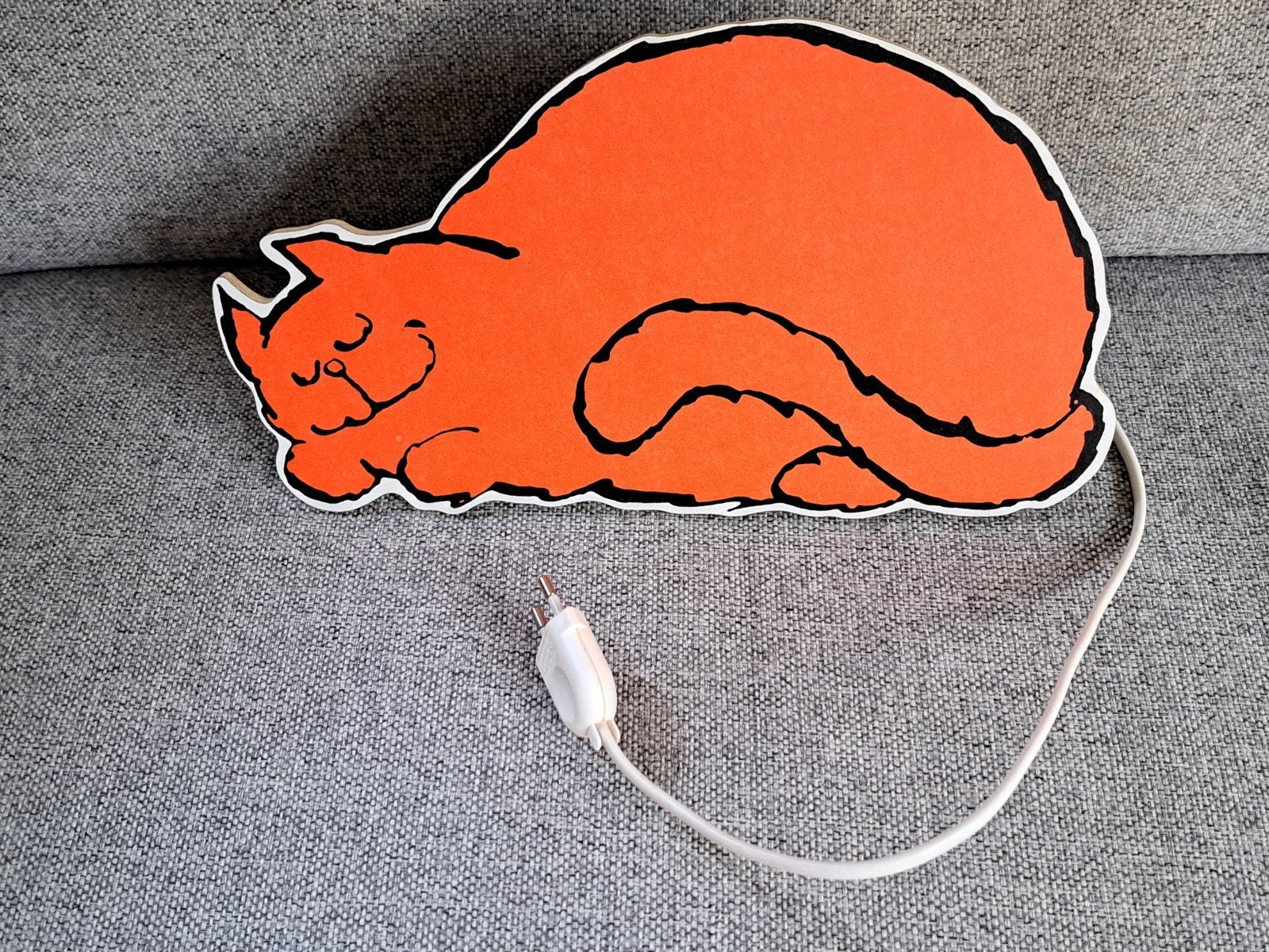 De Rode Kater staande houten lamp., Verzenden, Overige figuren, Nieuw, Gebruiksvoorwerp