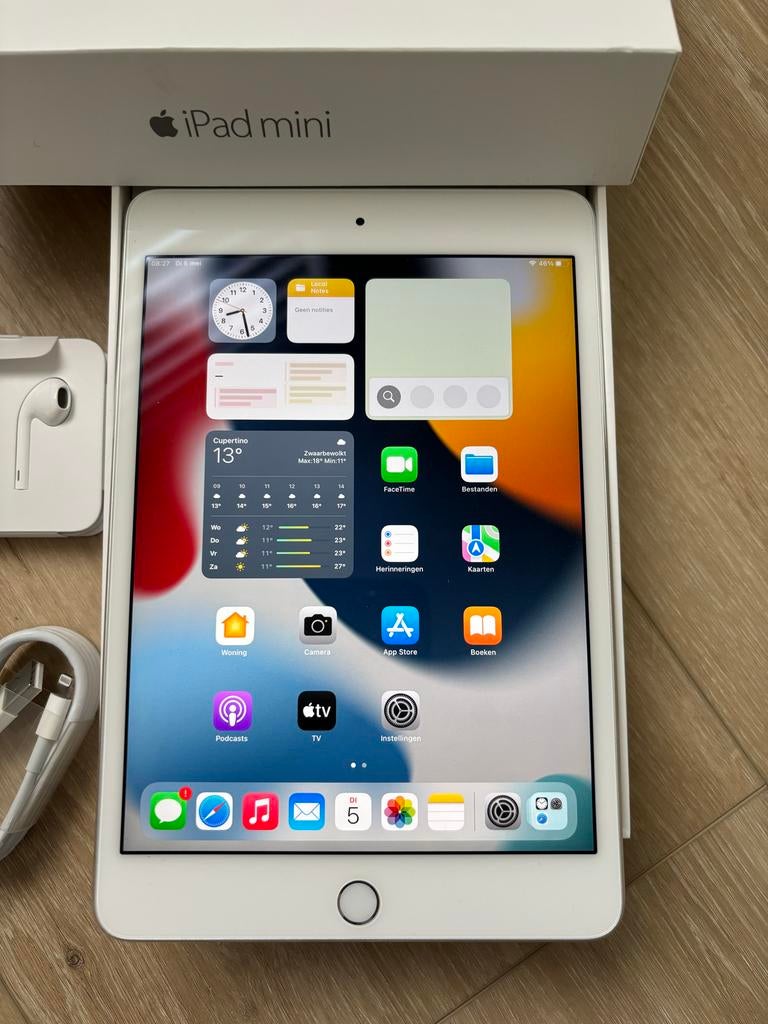 Apple iPad Mini 4 128GB Wi-Fi Zo goed als nieuw, Computers en Software, Apple iPads, Wit, Ophalen of Verzenden, Zo goed als nieuw