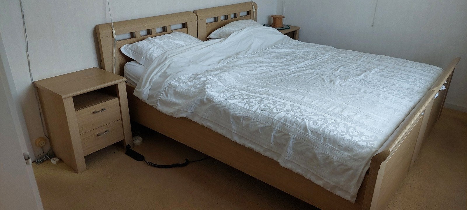 Tweepersoons bed met aparte bedden, electrisch verstelbaar., Ophalen, Gebruikt, Tweepersoons