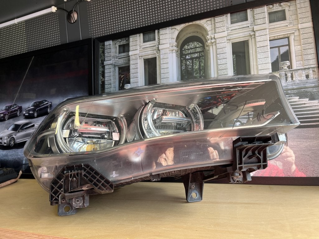 Rechter LED koplamp voor BMW X5 F15 / X6 F16, Auto-onderdelen, Gebruikt, BMW Germany, Ophalen of Verzenden, BMW