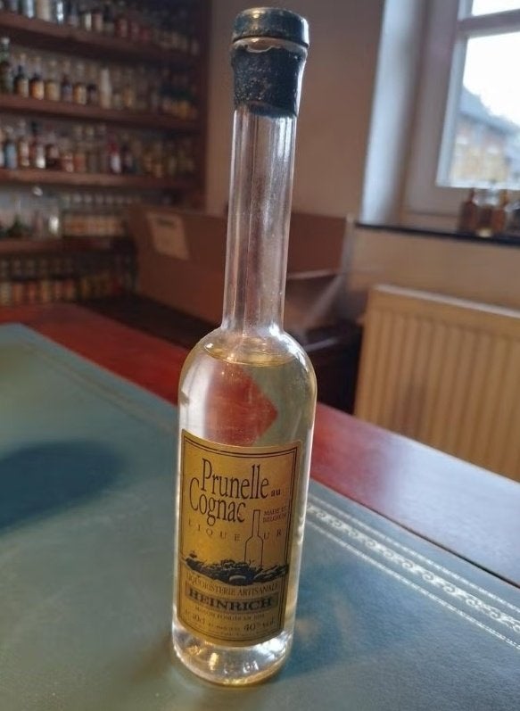 klein flesje Prunelle au Cognac Liqueur Heinrich, Ophalen of Verzenden, Overige gebieden, Overige typen, Vol