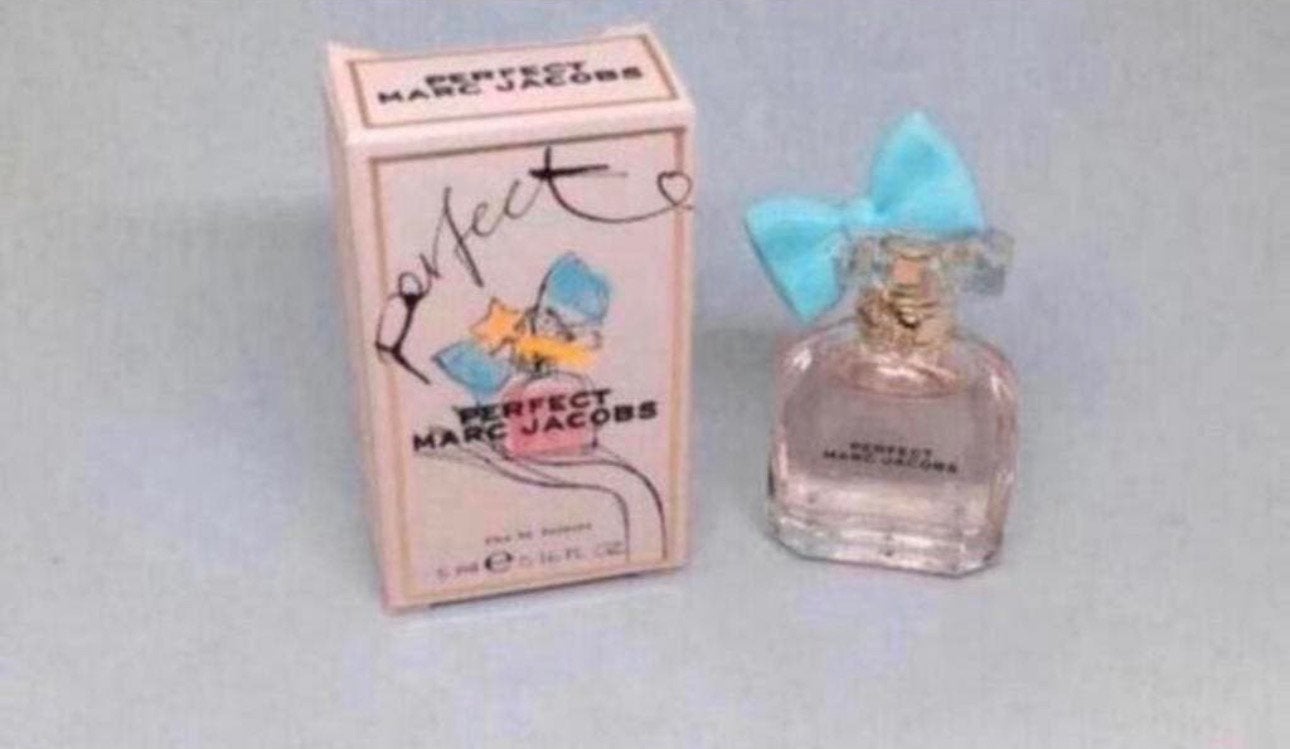 Parfumminiatuur Perfect Marc Jacobs 5 ml eau de parfum, Ophalen of Verzenden, Nieuw, Miniatuur, Gevuld