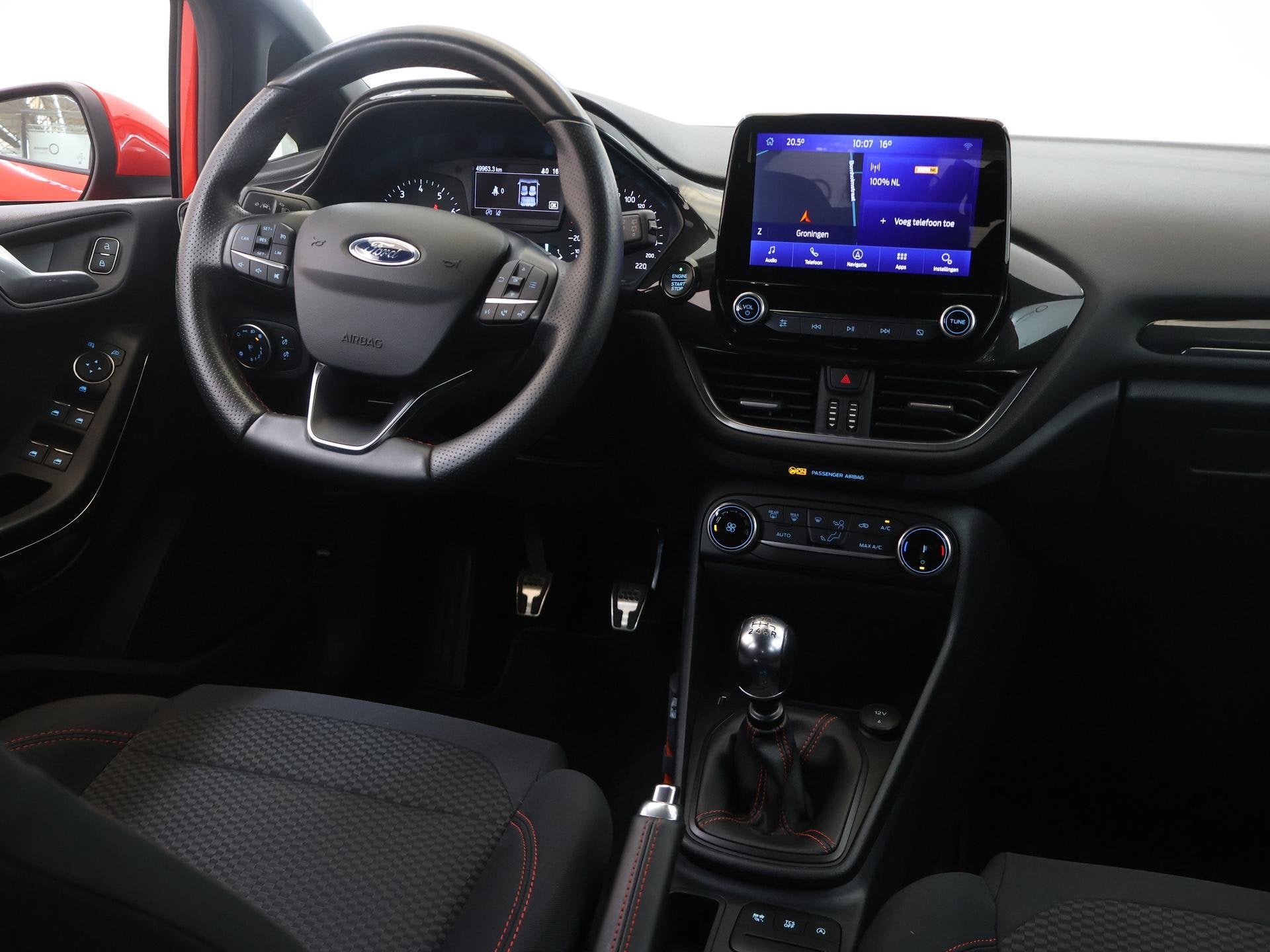Foto 10 van Ford Fiesta 1.0 EcoBoost ST-Line | Navigatie | Climate Contr