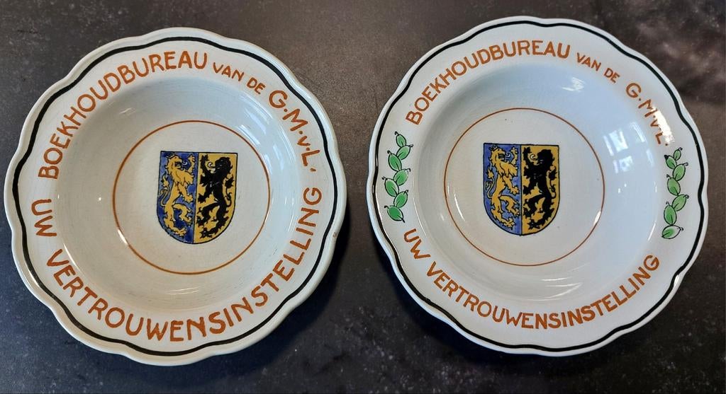 2 Goedewaagen bordjes Boekhoudbureau G.M.v.L. Gelderland, Ophalen of Verzenden