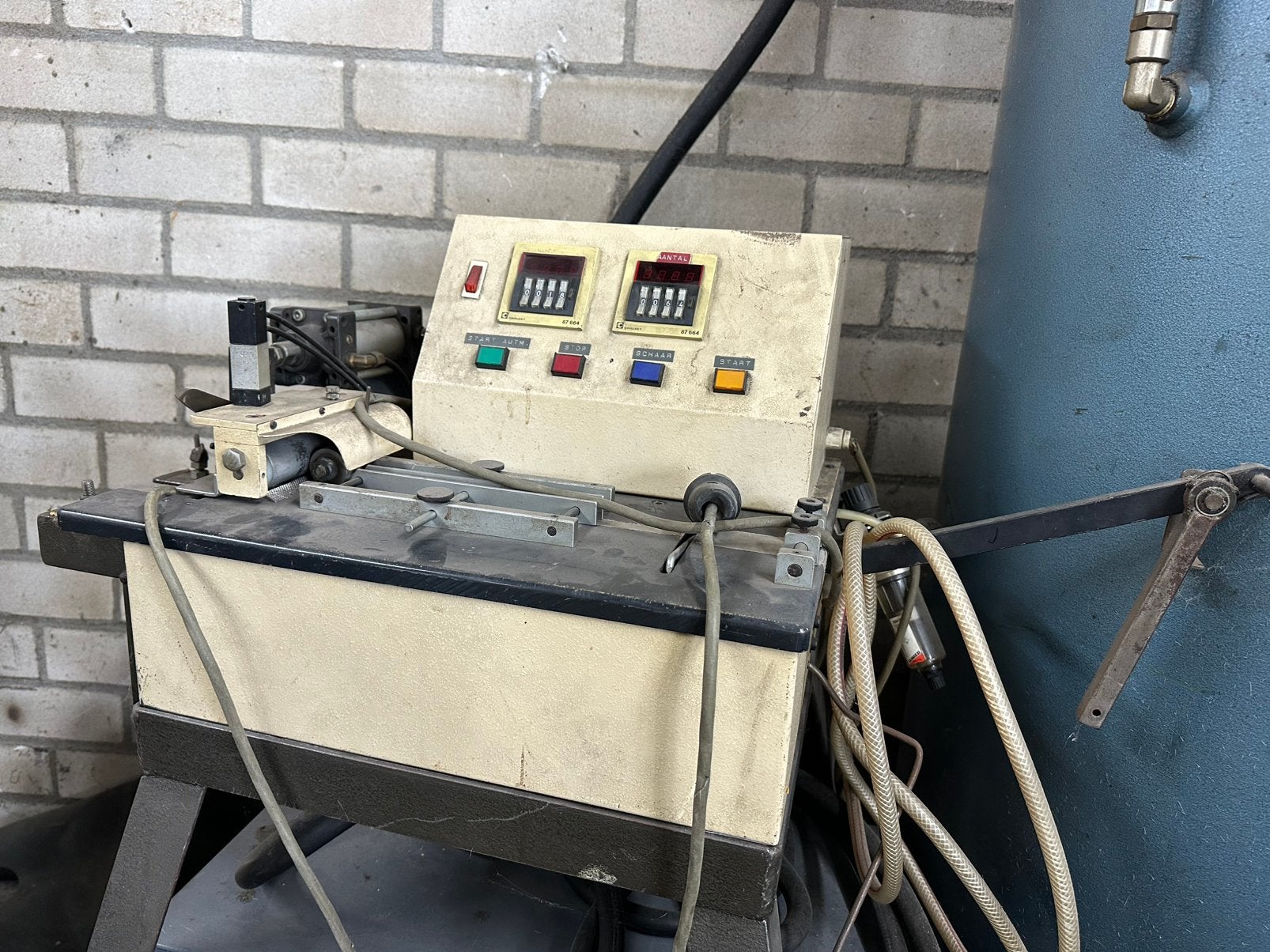 Automatsche afknipper, Ophalen