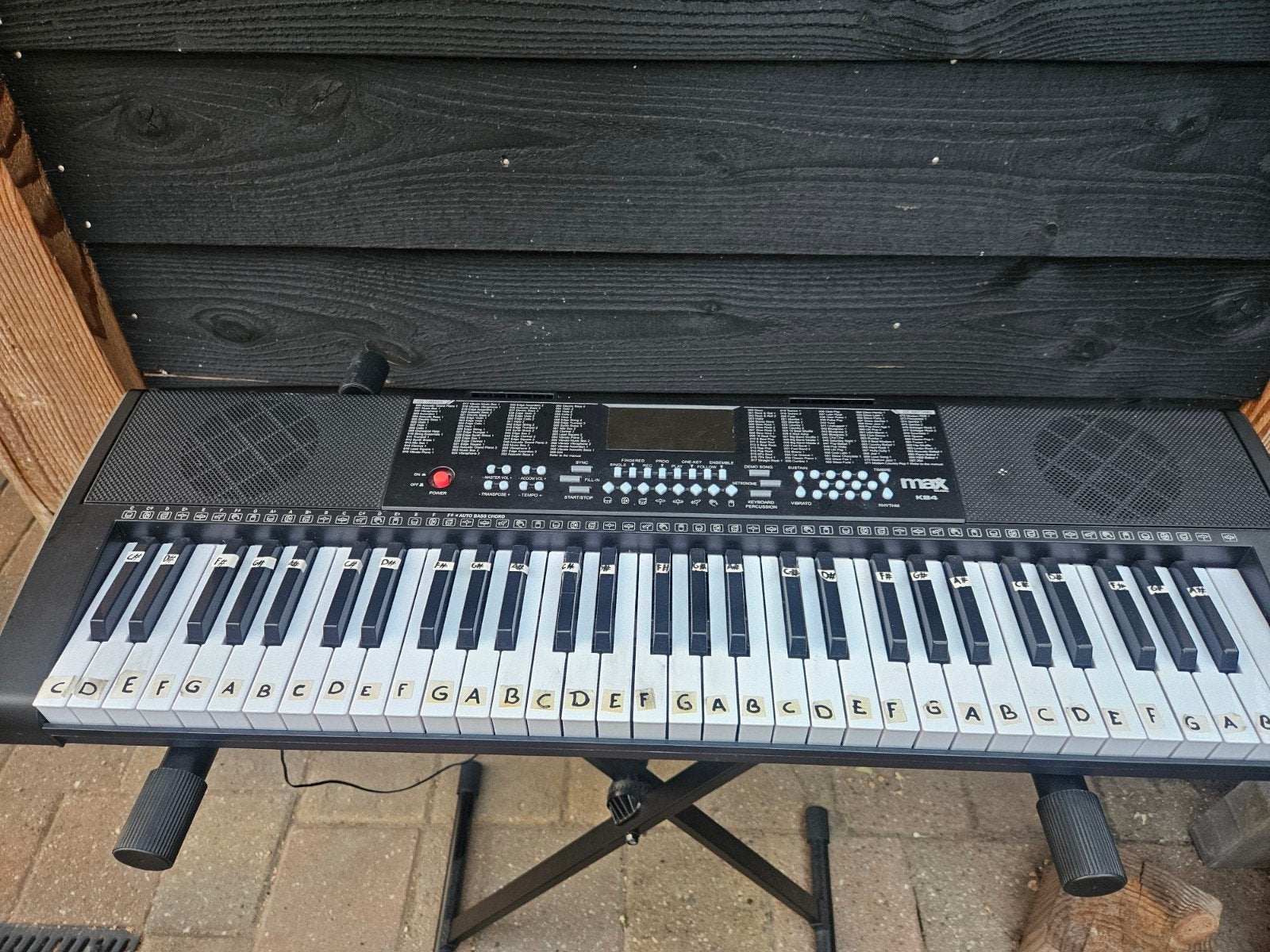 Max KB4 Keyboard met standaard, Overige merken, Ophalen of Verzenden, Met standaard, 61 toetsen