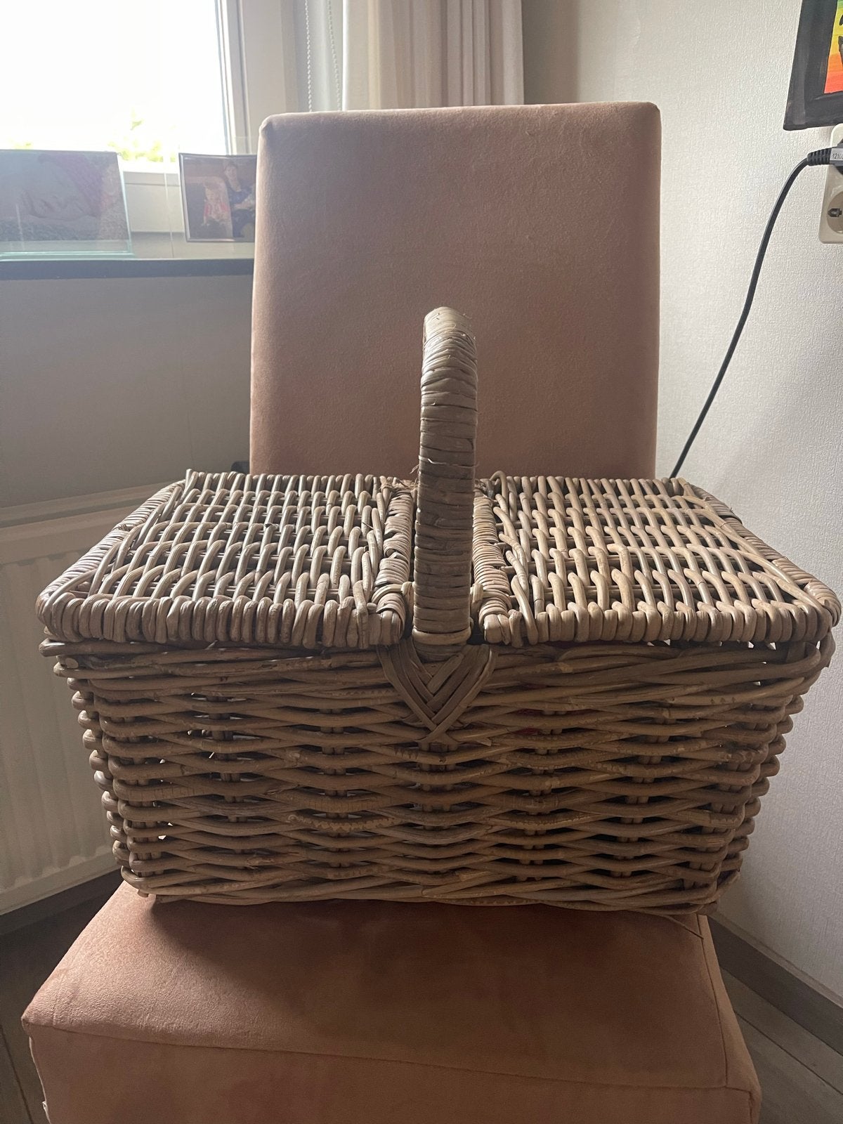 Grote rieten picknickmand h 22 br 32 lang 48, Hobby en Vrije tijd, Ophalen, Gebruikt, Zonder inhoud