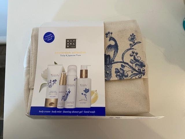 Rituals Amsterdam giftset hand wash body cream foam mist tas, Sieraden, Tassen en Uiterlijk, Uiterlijk | Lichaamsverzorging, Nieuw