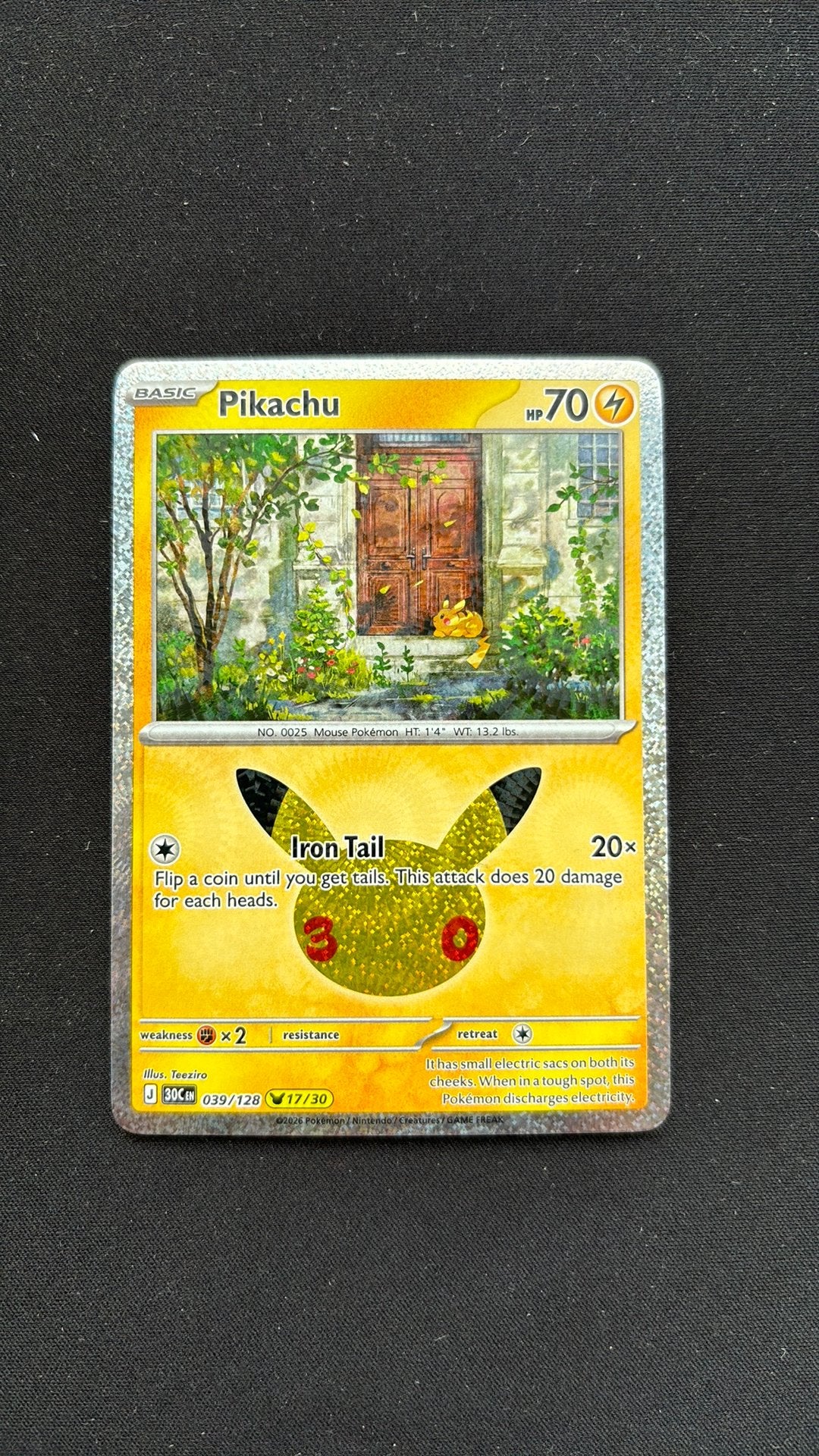 Pikachu (30C 039) 30th Celebration, Ophalen of Verzenden, Zo goed als nieuw