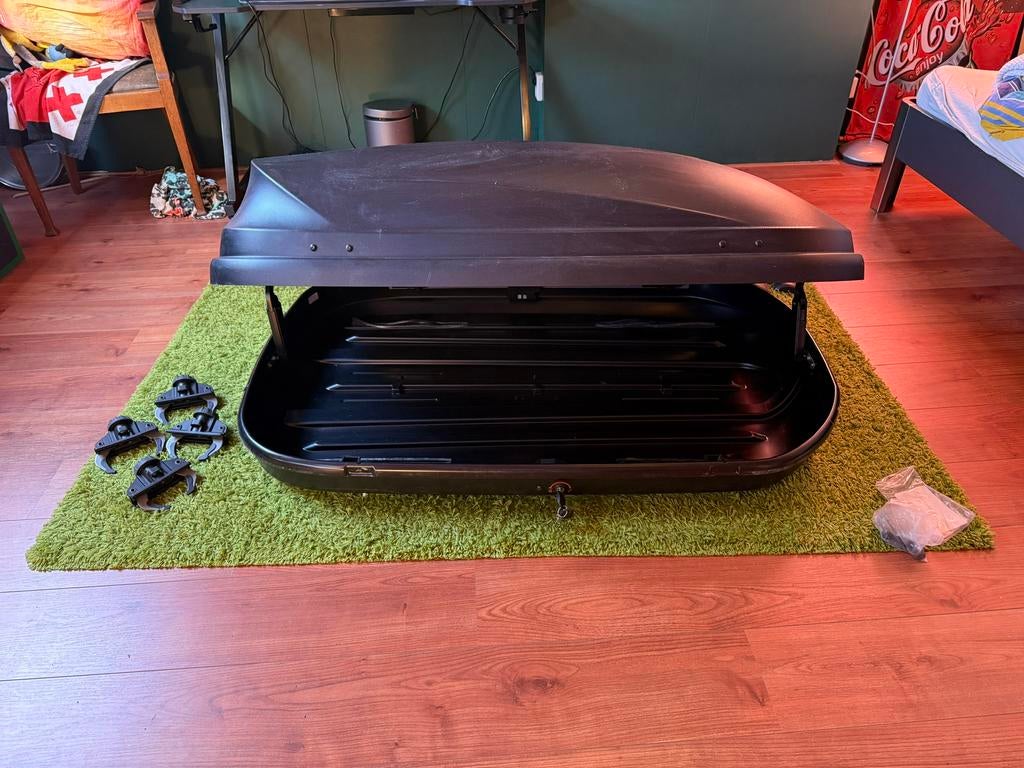 Thule Pacific 100 Dakkoffer (330L) + GRATIS dakdragers, Auto diversen, Dakkoffers, Zo goed als nieuw, Ophalen