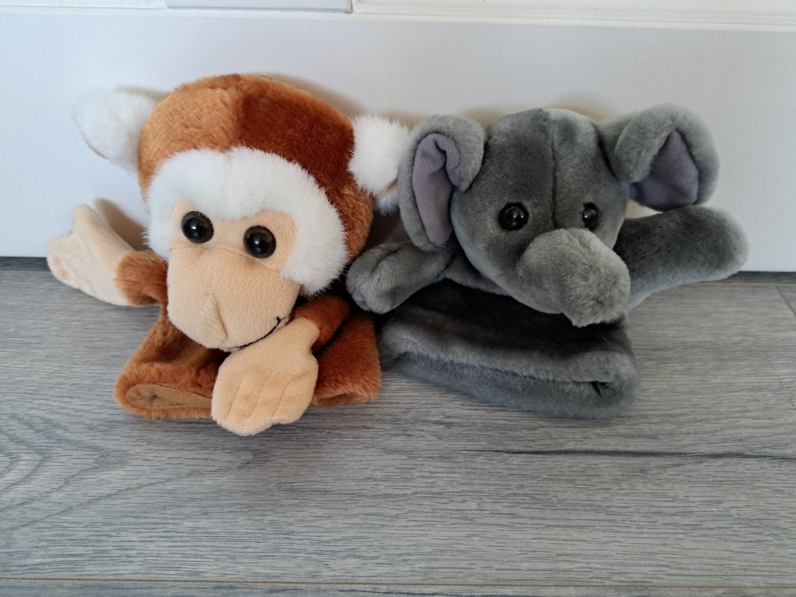2 handpoppen als nieuw.
We zijn aan het ontspullen., Ophalen of Verzenden, Zo goed als nieuw, Overige typen