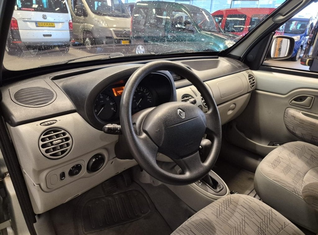 Renault Kangoo 1.6 16V AUT (bj 2006, automaat), Auto's, Renault, Automaat, 12 maanden, Stof, Gebruikt