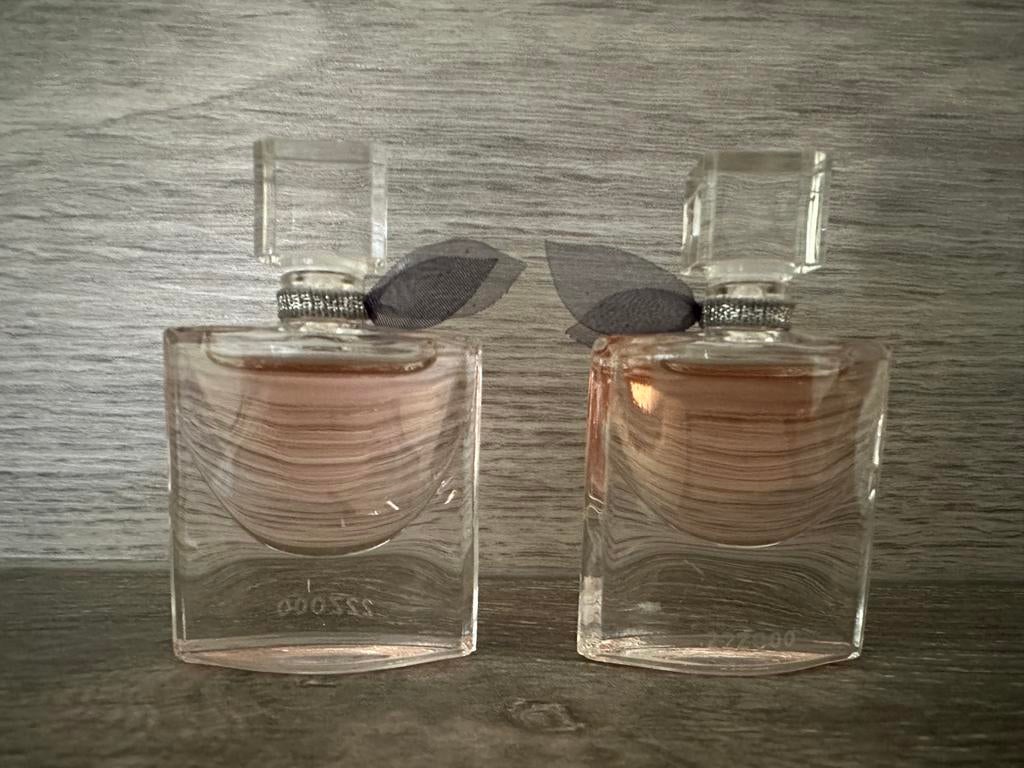 Twee La Vie Est Belle parfum - 4ml, Sieraden, Tassen en Uiterlijk, Uiterlijk | Parfum, Verzenden, Nieuw