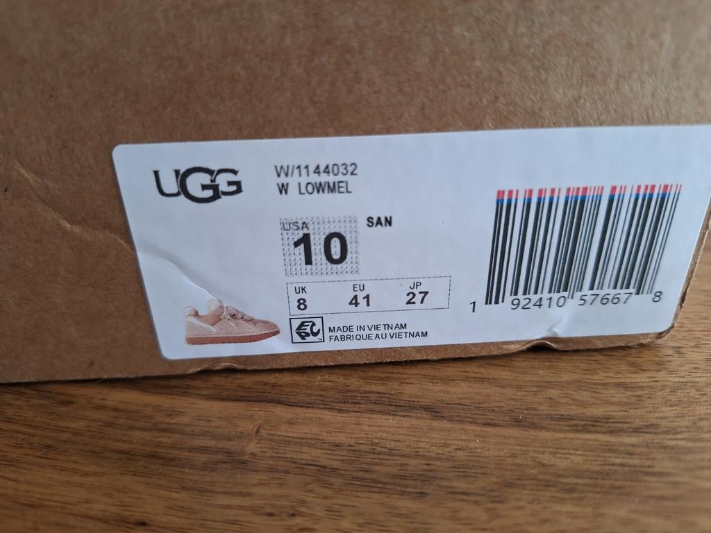 Sneakers, Kleding | Dames, UGG, Bruin, Nieuw, Ophalen of Verzenden