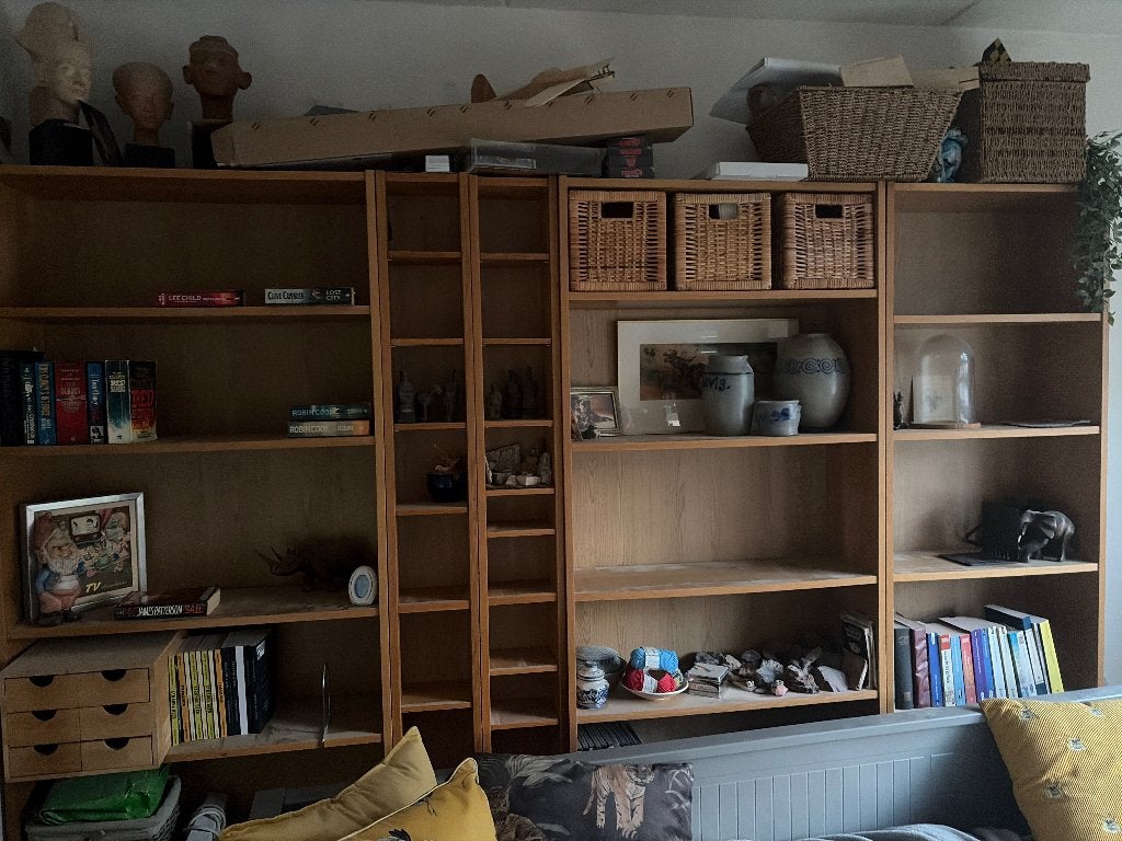 Gratis af te halen ikea. Billy kasten.  En uitvouw bed, Ophalen, Gebruikt, 200 cm of meer, 50 tot 100 cm