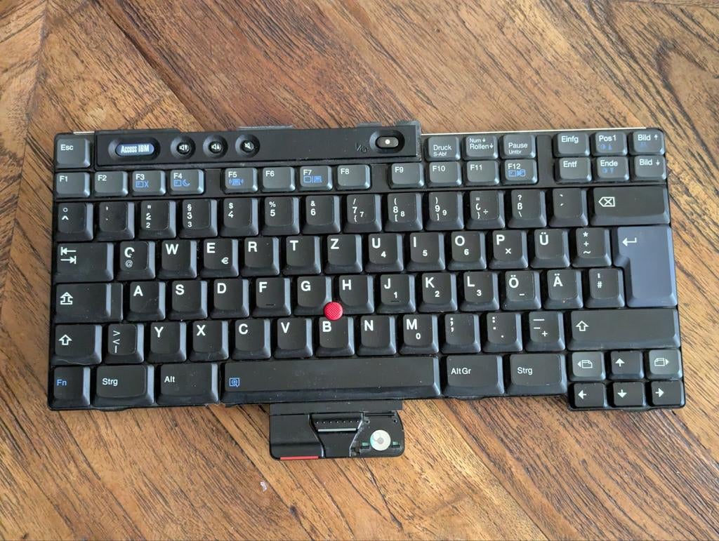 IBM ThinkPad T43P QWERTZ toetsenbord, Computers en Software, Toetsenborden, Gebruikt, Multimediatoetsen, Ophalen of Verzenden