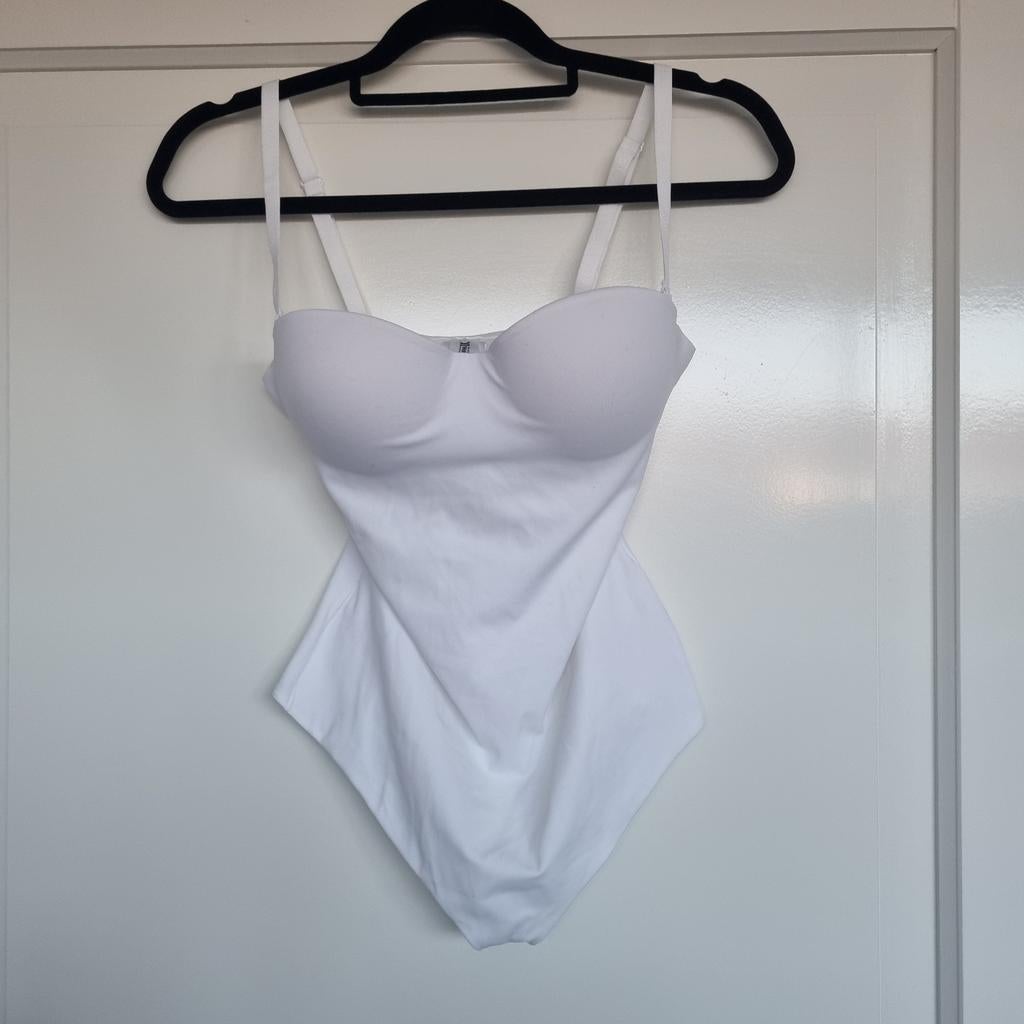 Wolford mat de luxe forming string body, mt M/cupB, nieuw, Ophalen of Verzenden, Zwart, Body of Korset