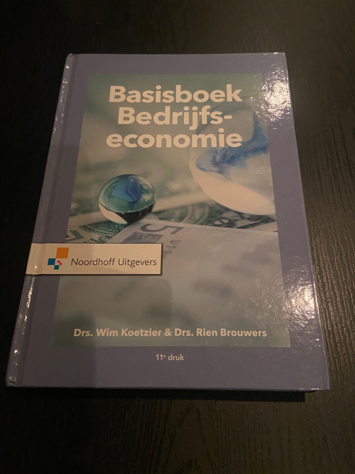 Wim Koetzier - Basisboek Bedrijfseconomie, Wim Koetzier; Rien Brouwers, Ophalen of Verzenden, Zo goed als nieuw, Economie en Marketing