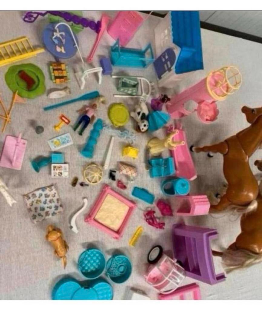 Partij oud vintage speelgoed, barbie cindy stacie mattel set, Verzamelen, Poppen, Ophalen of Verzenden, Zo goed als nieuw, H, H