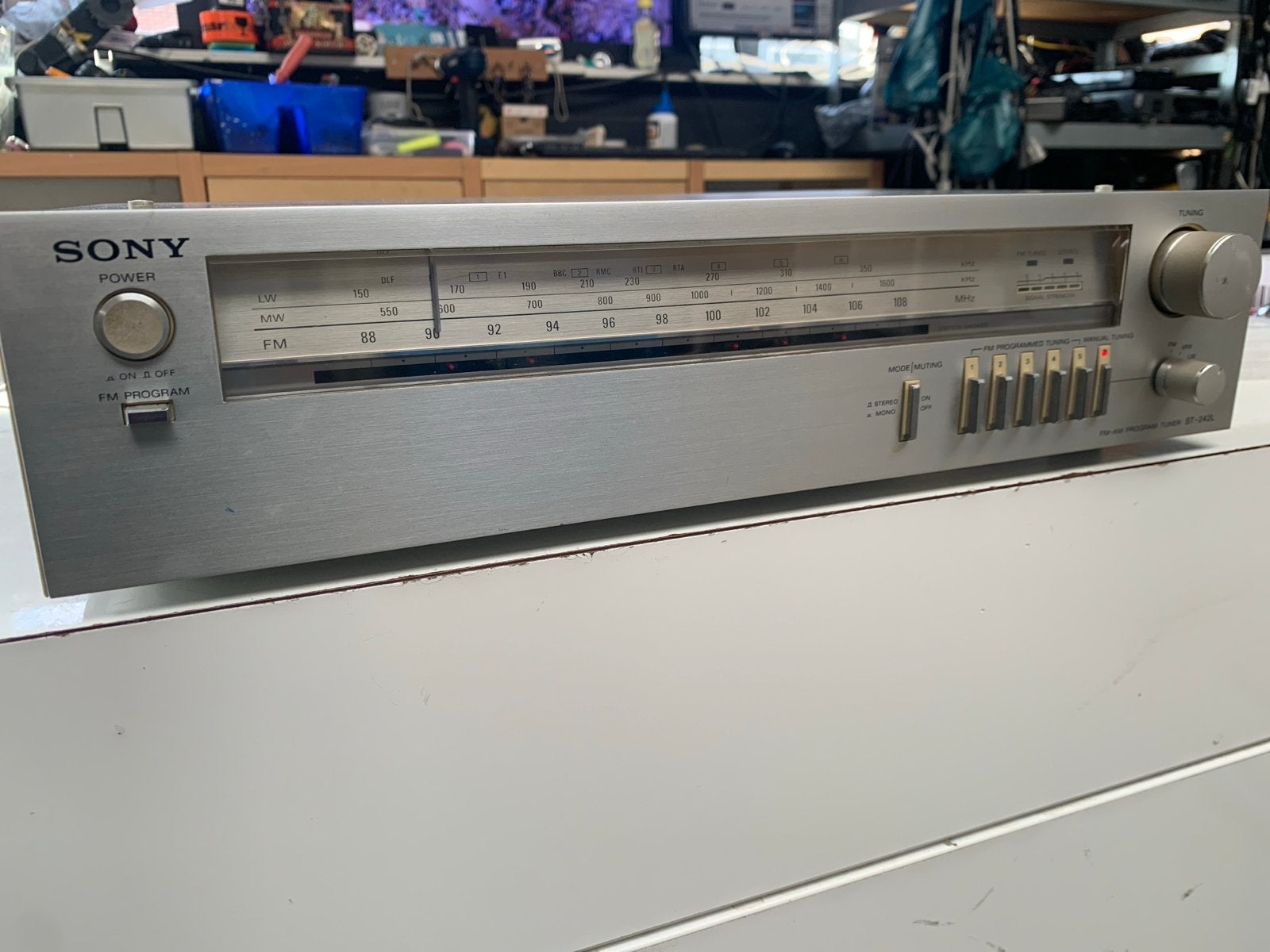 Sony ST-242L FM-AM Program Tuner - Vintage Hifi, 1947KT, Gebruikt, Kringloopafrika@gmail.com, Analoog