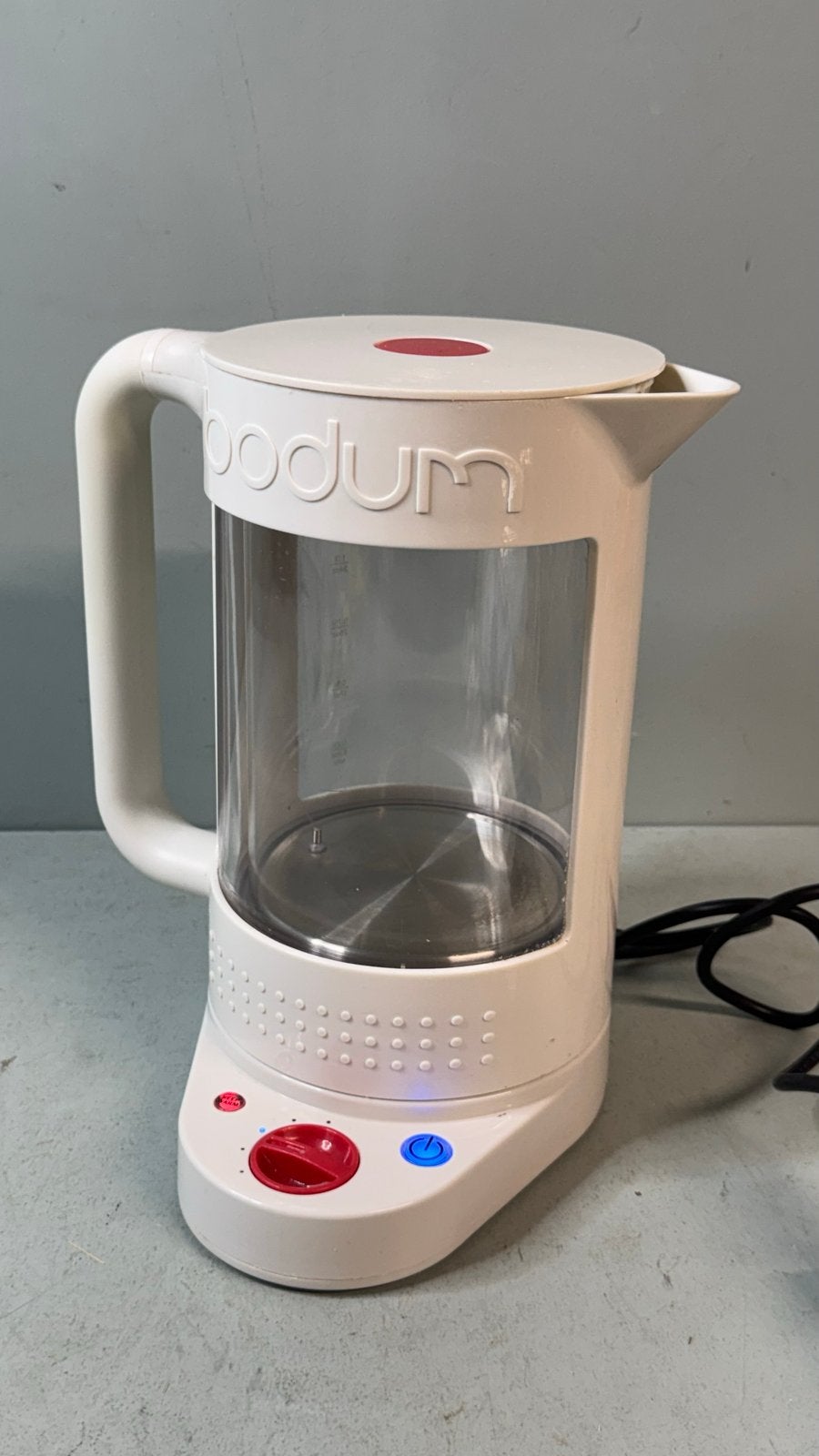 Bodum waterkoker - Wit, 1.5L, met temperatuurregeling, Gebruikt, 1 tot 2 liter, ?, Ophalen of Verzenden