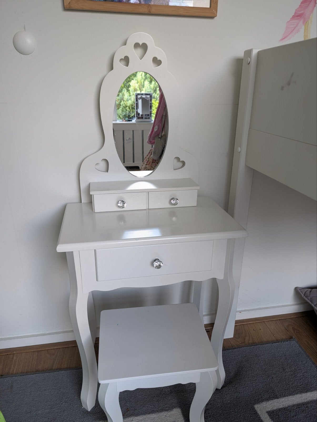 make-uptafel met spiegel en krukje (voor kind, Ophalen, Zo goed als nieuw, Tafel(s) en Stoel(en)