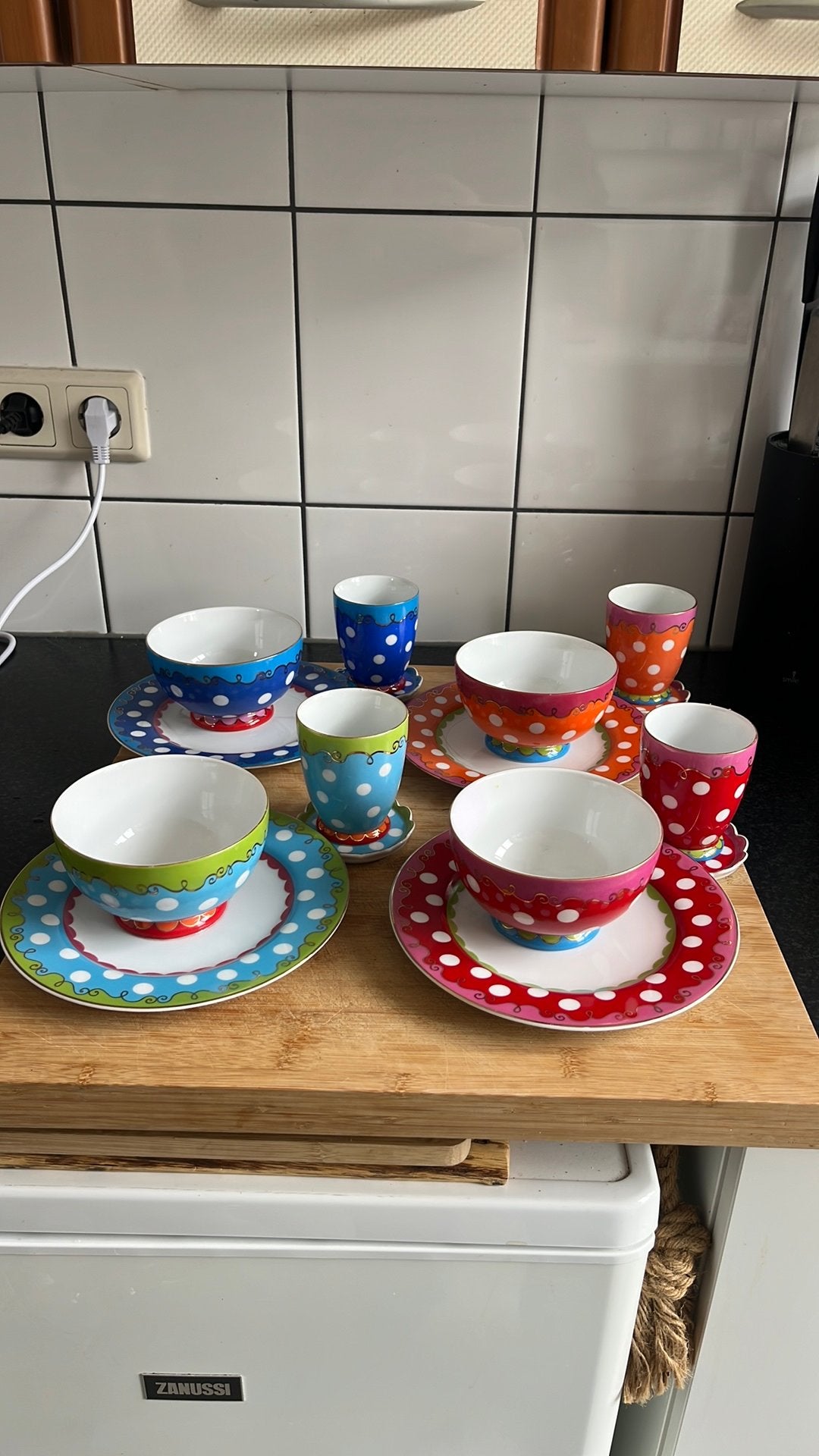 Oilily serviesset, Huis en Inrichting, Keuken | Servies, Ophalen, Zo goed als nieuw, Overige stijlen, Compleet servies