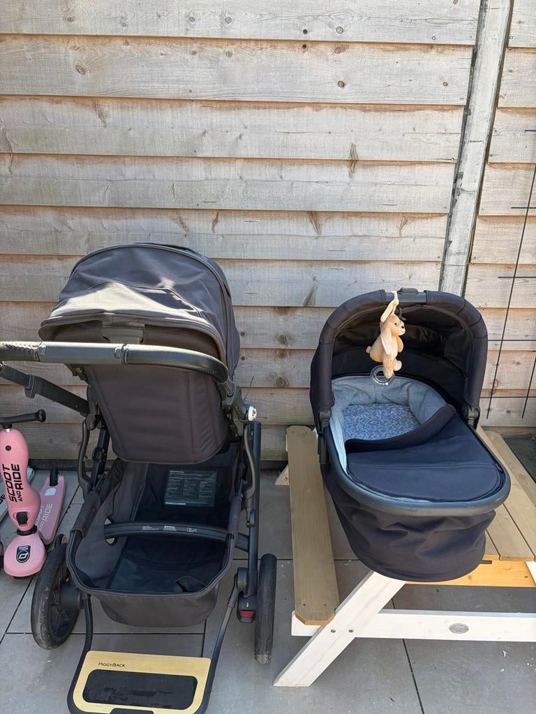 Uppa Baby Vista V2 - Incl. Accessoires, Kinderen en Baby's, Kinderwagens en Combinaties, Gebruikt, Combiwagen, Met reiswieg, Ophalen